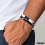 Dubai It Wristband, The Giving Movement Edition - Image 2