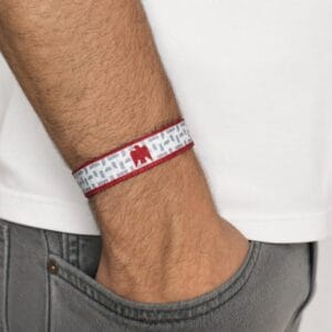 UAE Khaleeji reversible wristband worn on the wrist